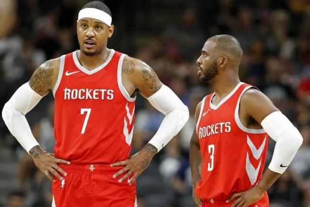 VAR 关键判罚 成为赛后焦点（VAR关键判罚引发赛后热议）