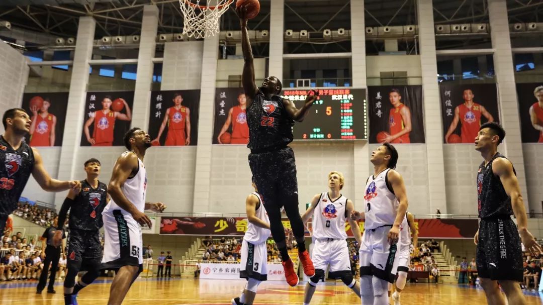 希克：马扎像维尔茨？维尔茨仍是另一个级别的，但马扎也很强（希克评马扎与维尔茨：维尔茨更高一档，但马扎同样出色）