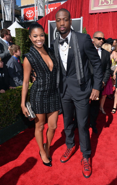 阿尔梅里亚后卫阿里达内因酒驾肇事逃逸被捕，次日仍照常训练（阿尔梅里亚后卫阿里达内酒驾肇逃遭逮捕，翌日仍正常训练）